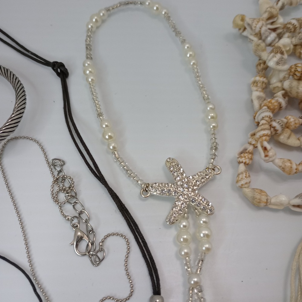 1/4 lb+‎ Jewelry Lot Jar Mixed Beach & Ocean Theme resell, craft or wear - Picture 8 of 16